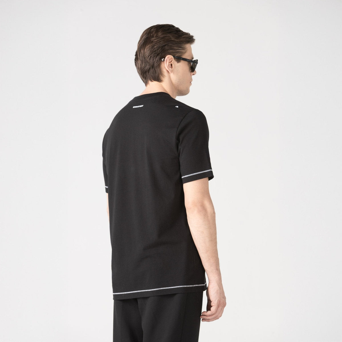 GRAVIT T - SHIRT MEN BLACK - Monastery | Tienda Oficial Colombia