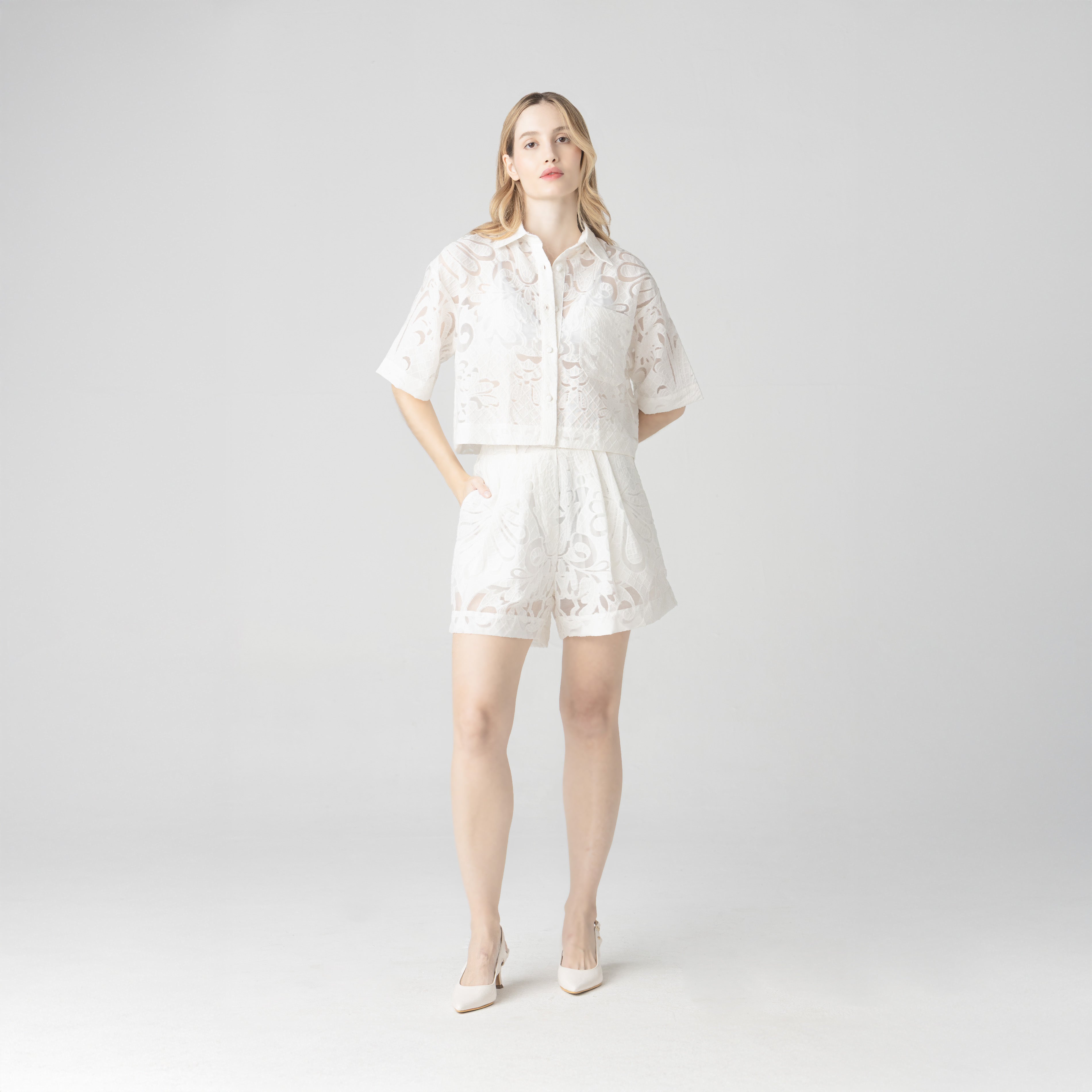 GRECK SHORT WOMEN WHITE - Monastery | Tienda Oficial Colombia