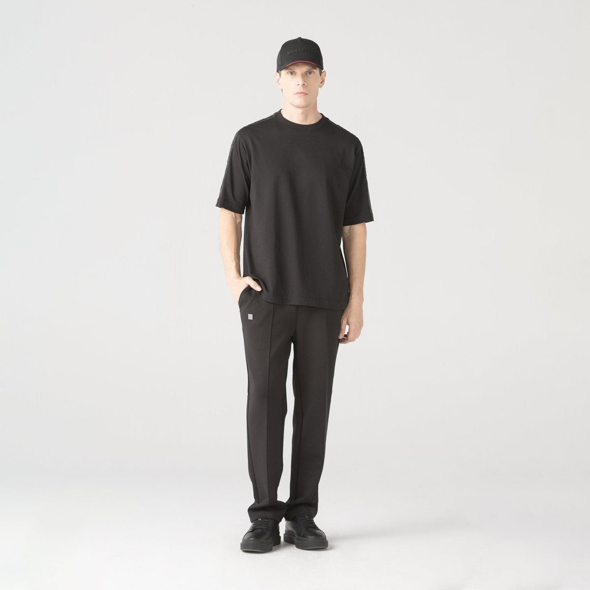 HAN T-SHIRT OVERSIZED MEN BLACK - Monastery | Tienda Oficial Colombia