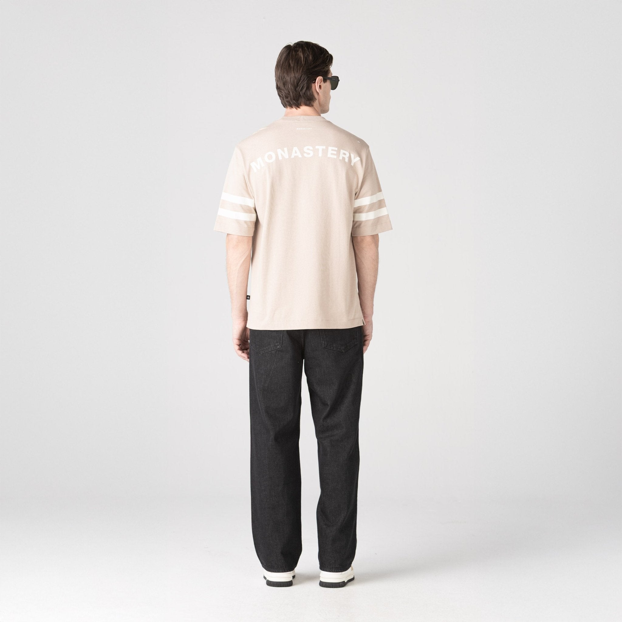 IGNIS T - SHIRT OVERSIZED MEN SIMPLY TAUPE - Monastery | Tienda Oficial Colombia