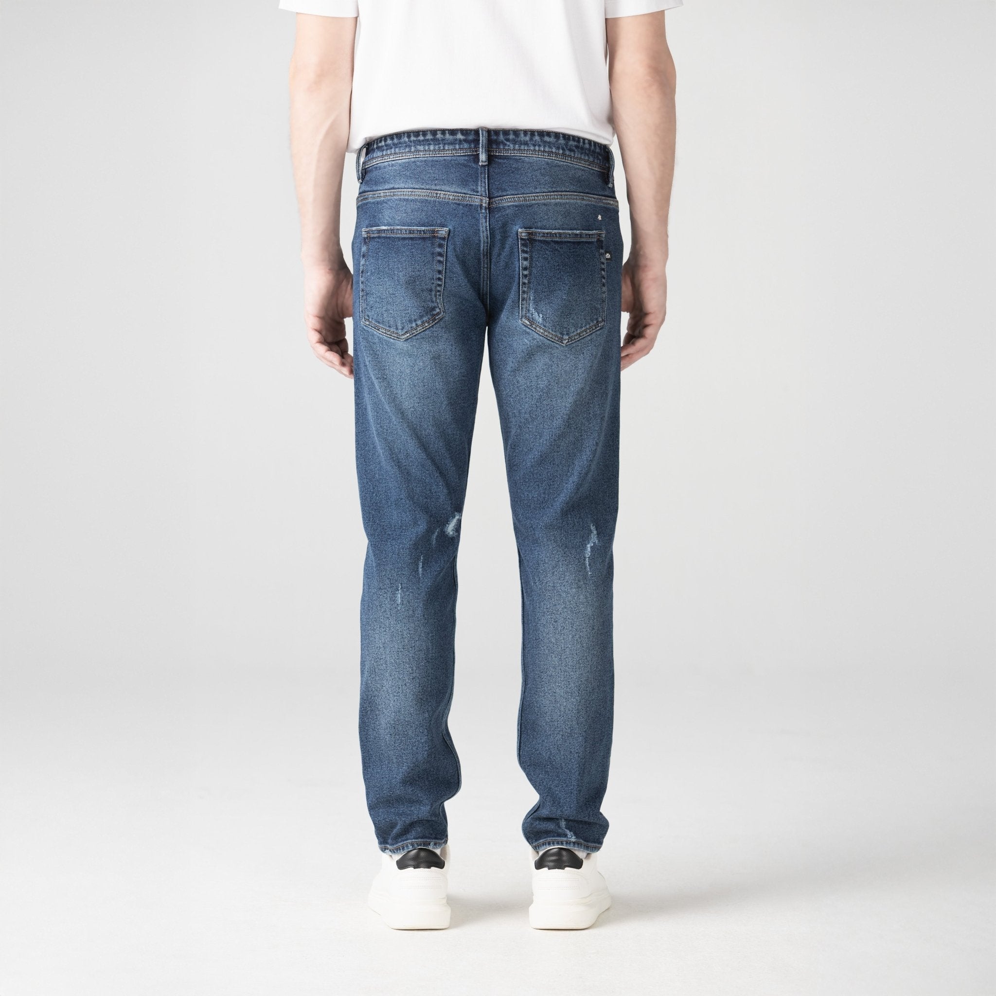 INVICTUS JEAN MEN BLUE - Monastery | Tienda Oficial Colombia