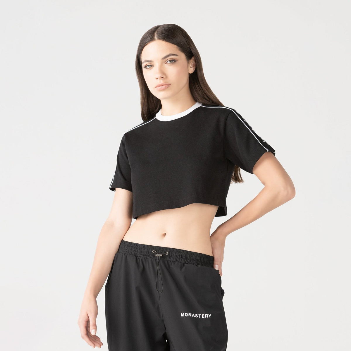 JANAN CROP TOP WOMEN BLACK - Monastery | Tienda Oficial Colombia