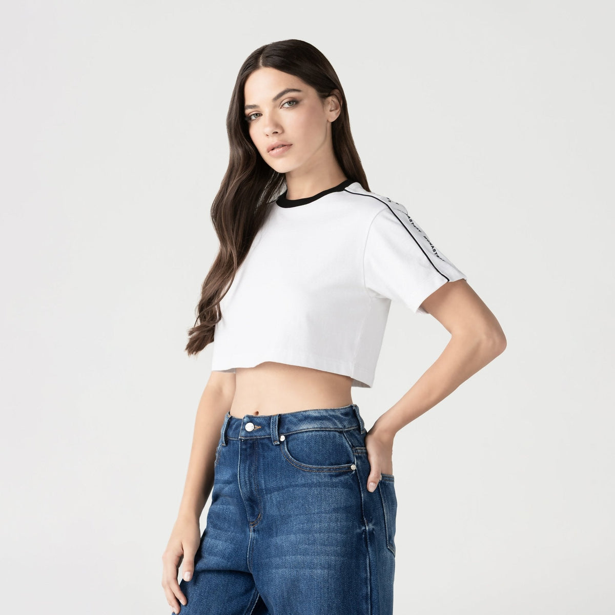 JANAN CROP TOP WOMEN WHITE - Monastery | Tienda Oficial Colombia
