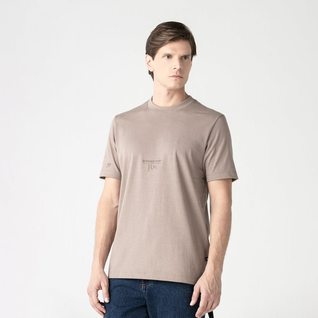 JR ROD T - SHIRT MEN TAUPE GRAY - Monastery | Tienda Oficial Colombia