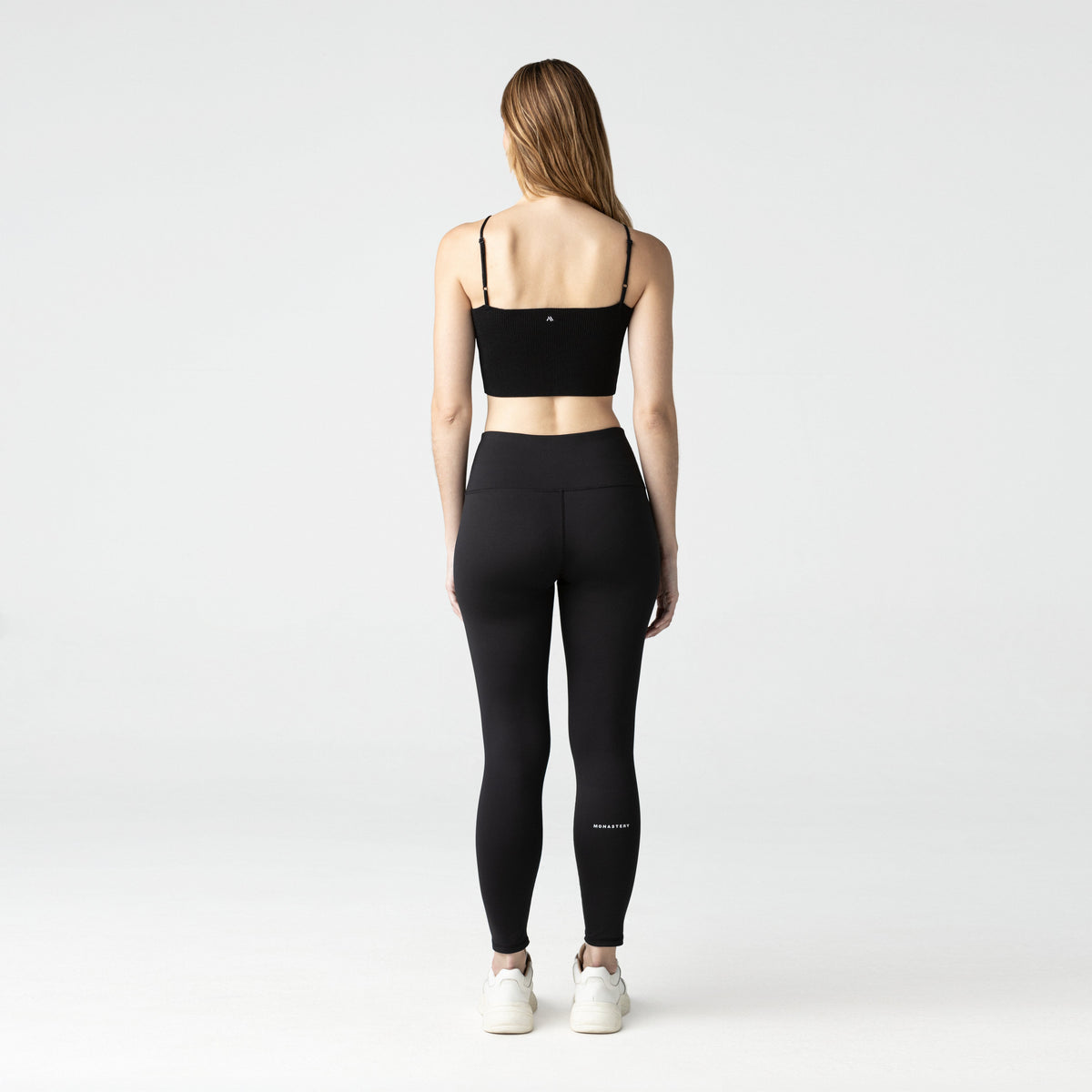 KITANE TOP WOMEN BLACK - Monastery | Tienda Oficial Colombia