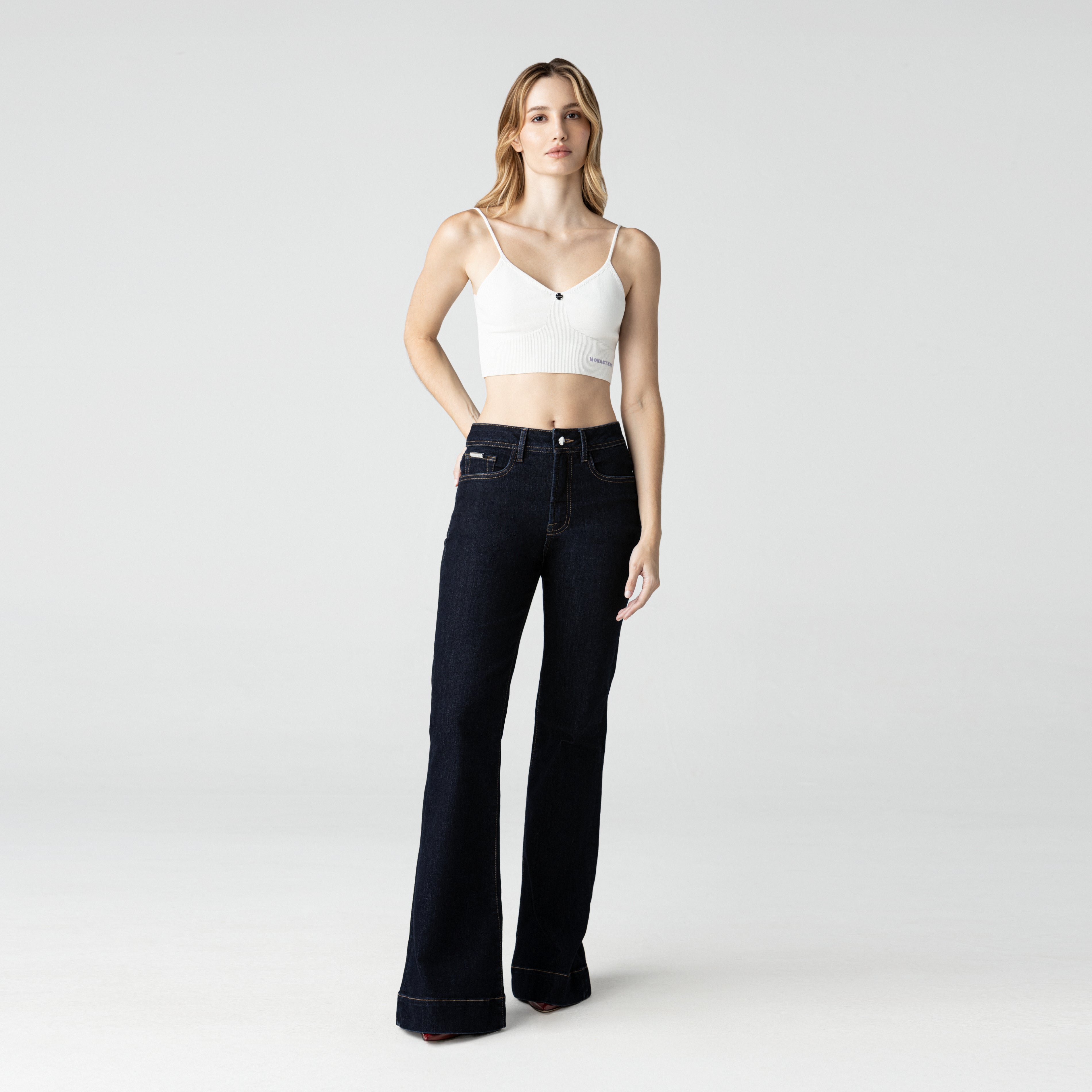 KITANE TOP WOMEN WHITE - Monastery | Tienda Oficial Colombia