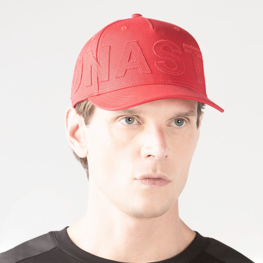 LAOCONTE CAP UNISEX RED - Monastery | Tienda Oficial Colombia