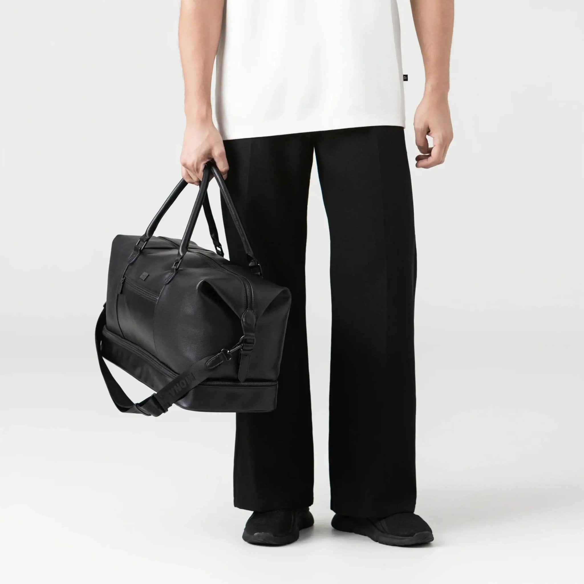 LEGENDS DUFFLEBAG UNISEX BLACK - Monastery | Tienda Oficial Colombia