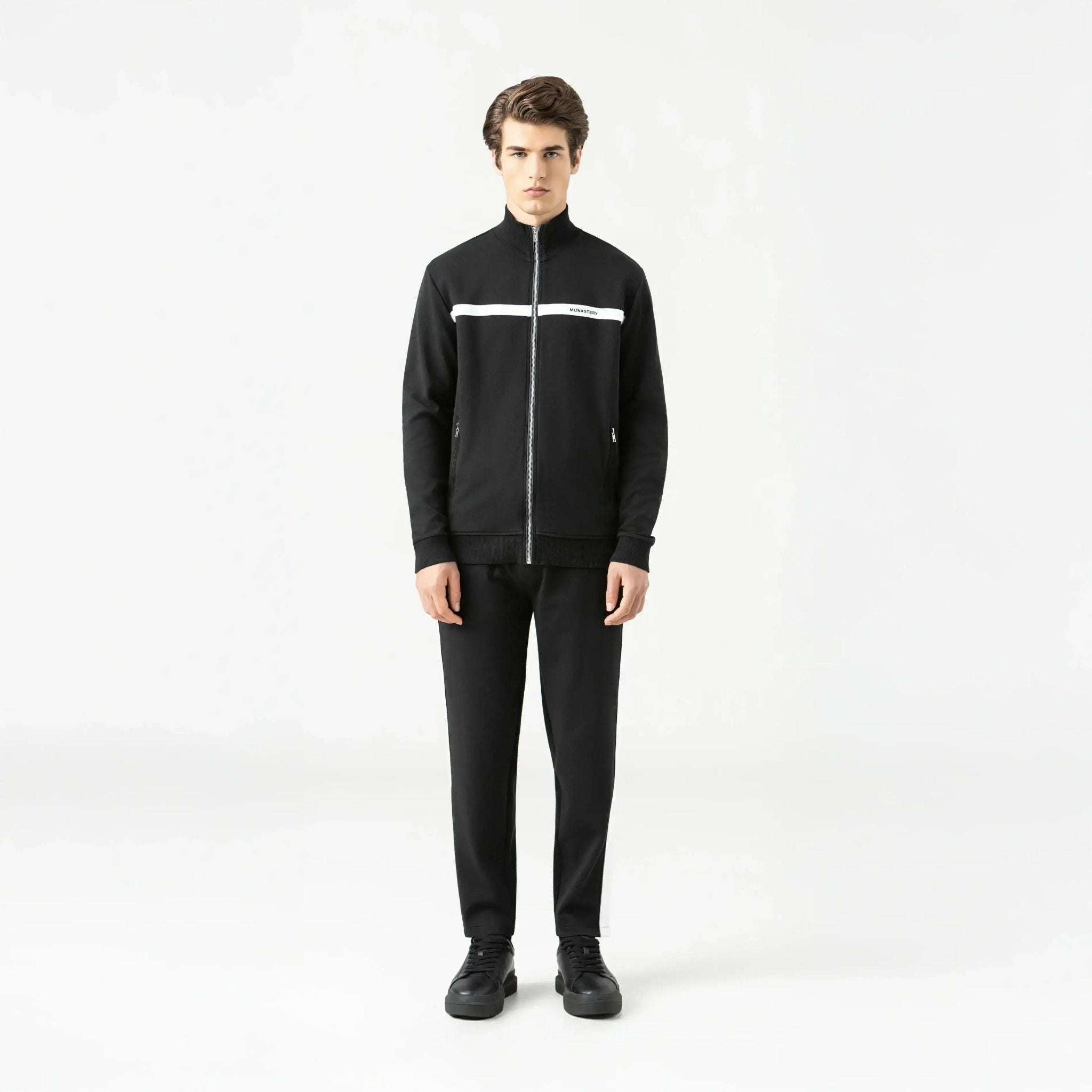 LUMINUS JOGGER MEN BLACK - Monastery | Tienda Oficial Colombia