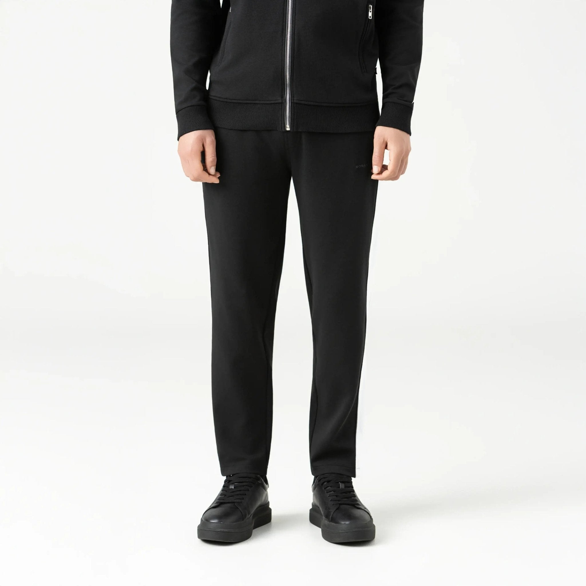 LUMINUS JOGGER MEN BLACK - Monastery | Tienda Oficial Colombia