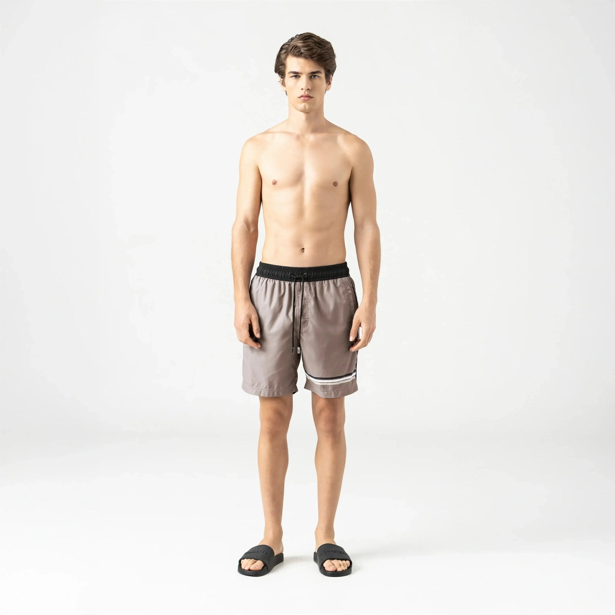 MAGNUM SWIM SHORT MEN TAUPE GRAY - Monastery | Tienda Oficial Colombia