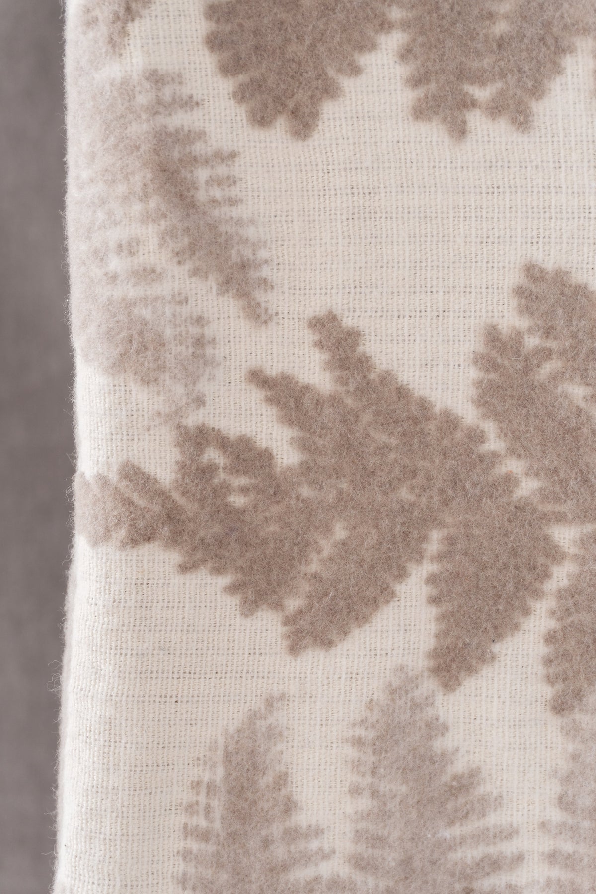 Throw Evora Taupe