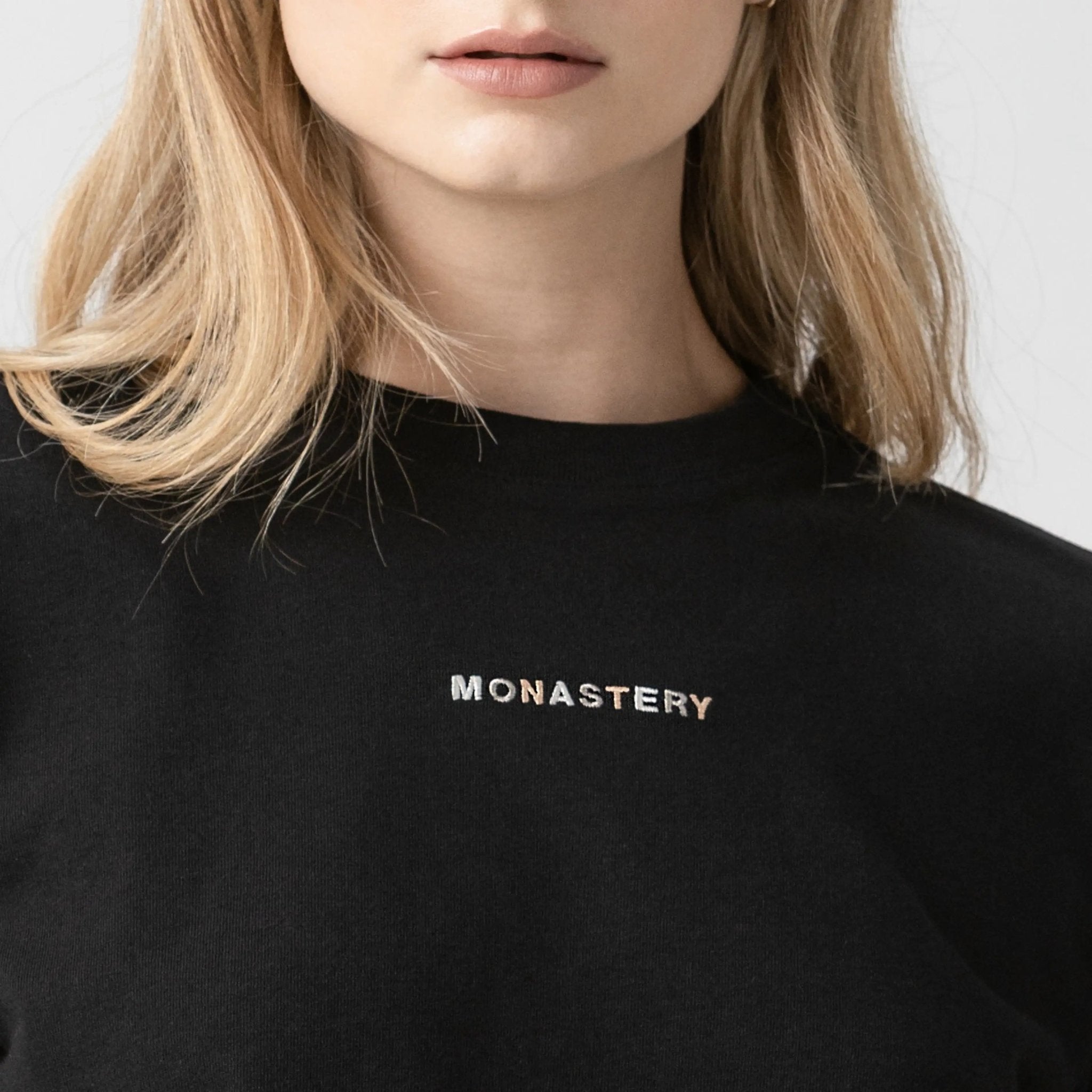 MED CROP TOP WOMEN BLACK - Monastery | Tienda Oficial Colombia