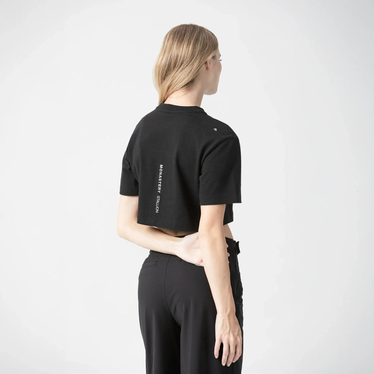 NARYSSA CROP TOP WOMEN BLACK - Monastery | Tienda Oficial Colombia