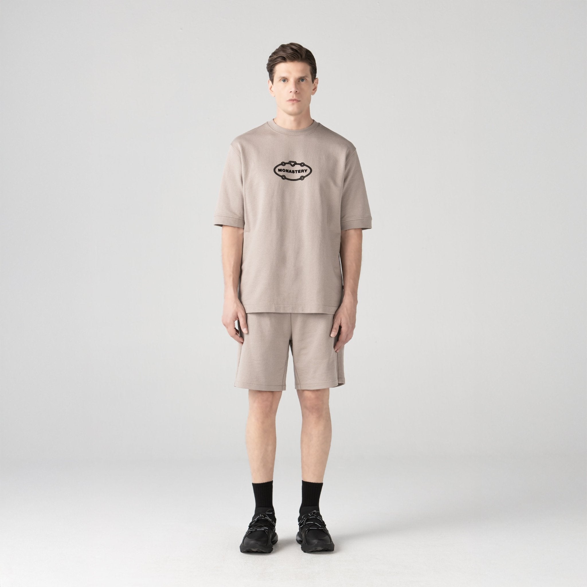 OBSIDIAN BURDA SHORT MEN CINDER - Monastery | Tienda Oficial Colombia