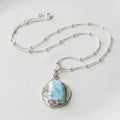 Collar de plata con larimar