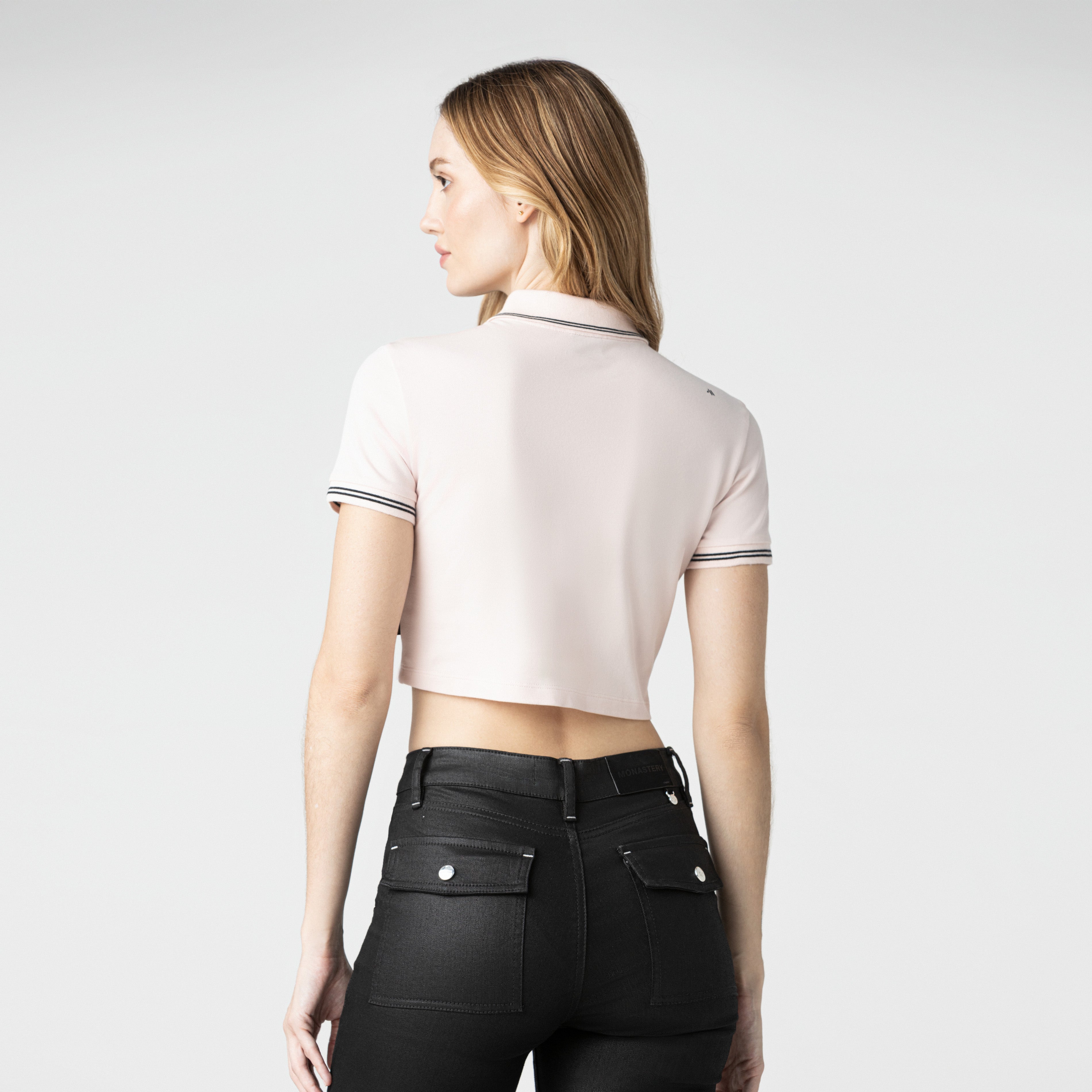 REXI CROP TOP WOMEN ROSE QUARTZ - Monastery | Tienda Oficial Colombia