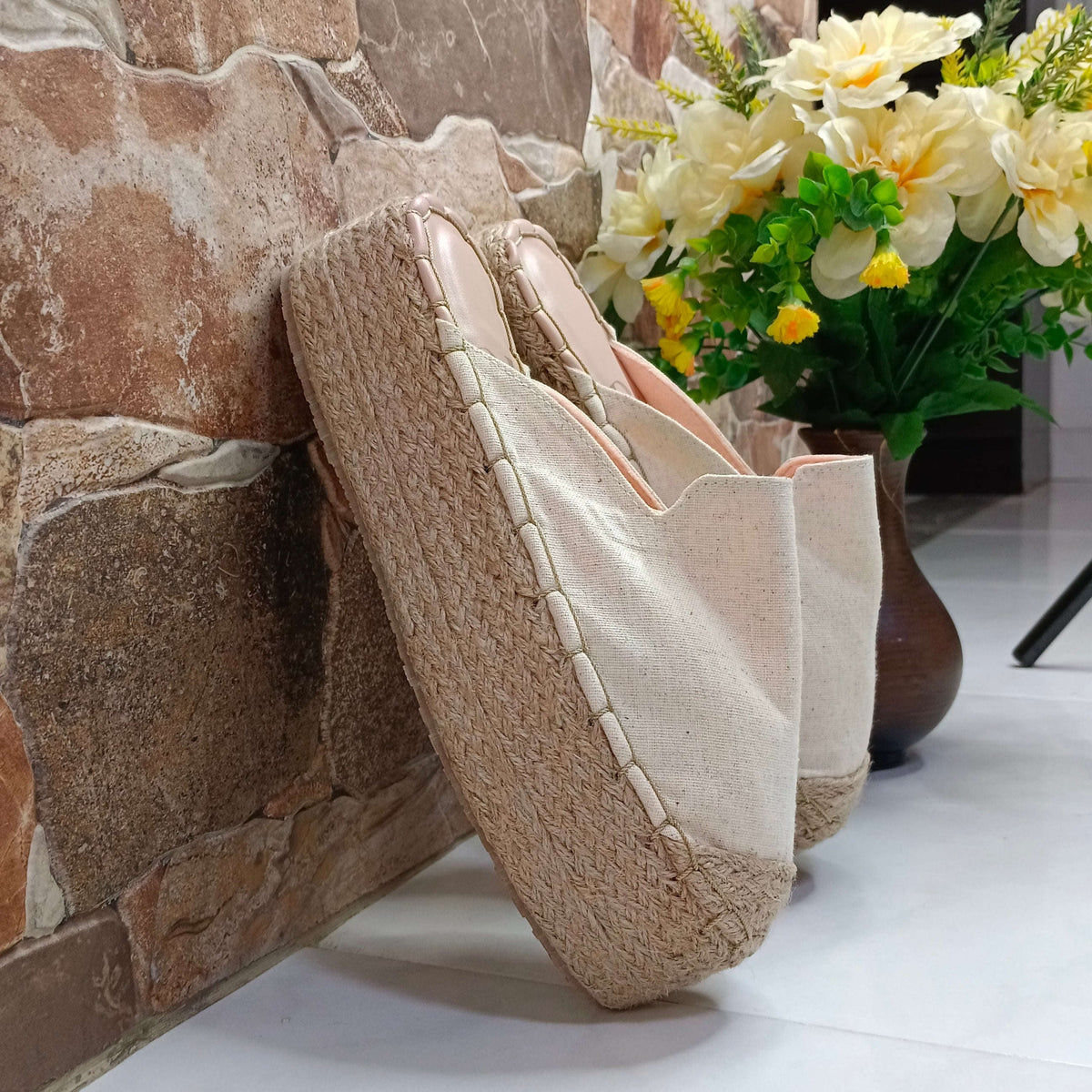 Mule Alma Beige Urbe Alpargatas
