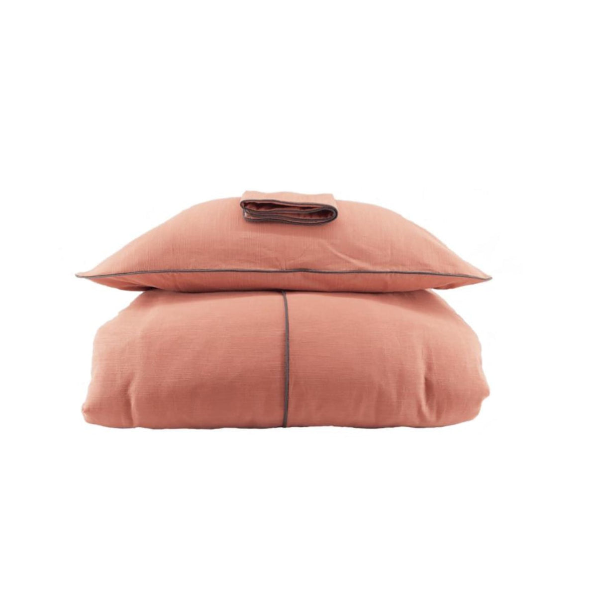 Vibrant Kalahari Teja duvet cover set with unique, stylish patterns, crafted from a soft cotton-polyester blend.