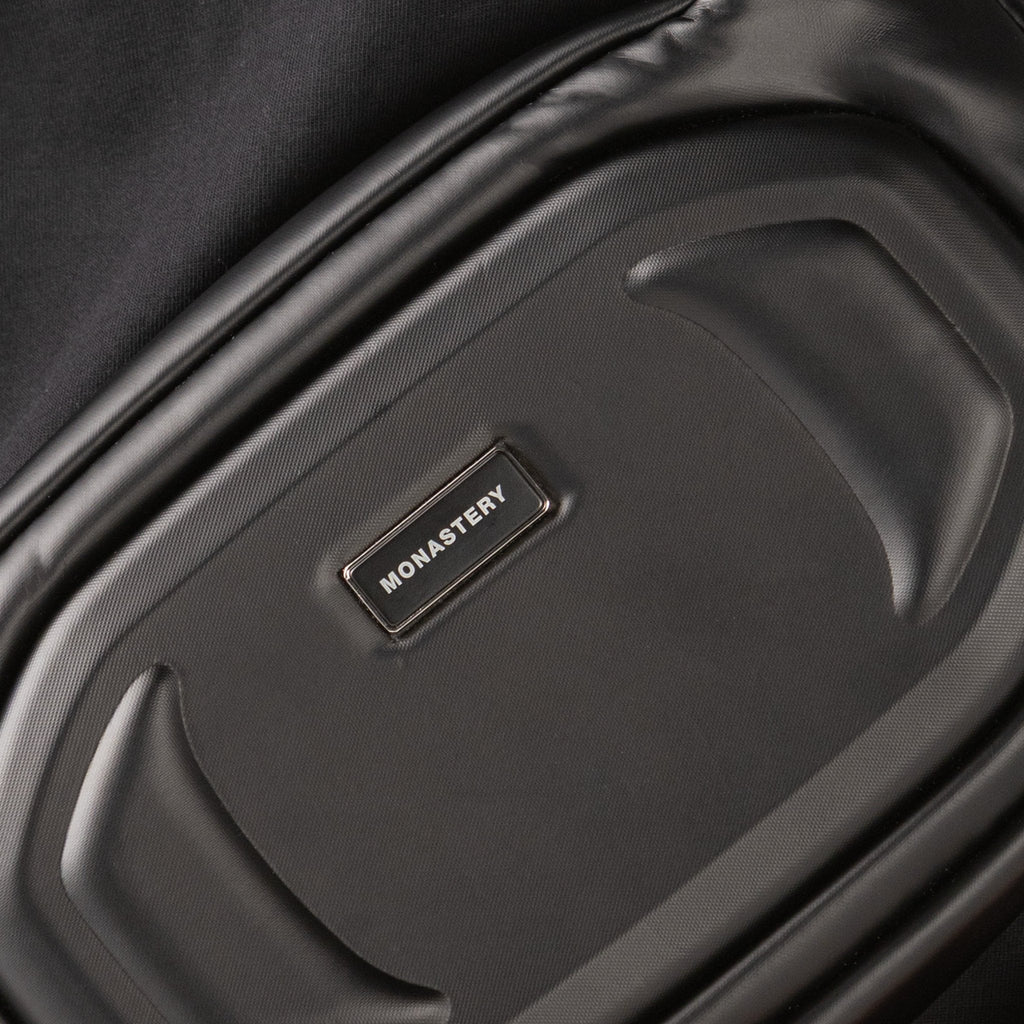 SIKKIM FANNY PACK UNISEX BLACK - Monastery | Tienda Oficial Colombia