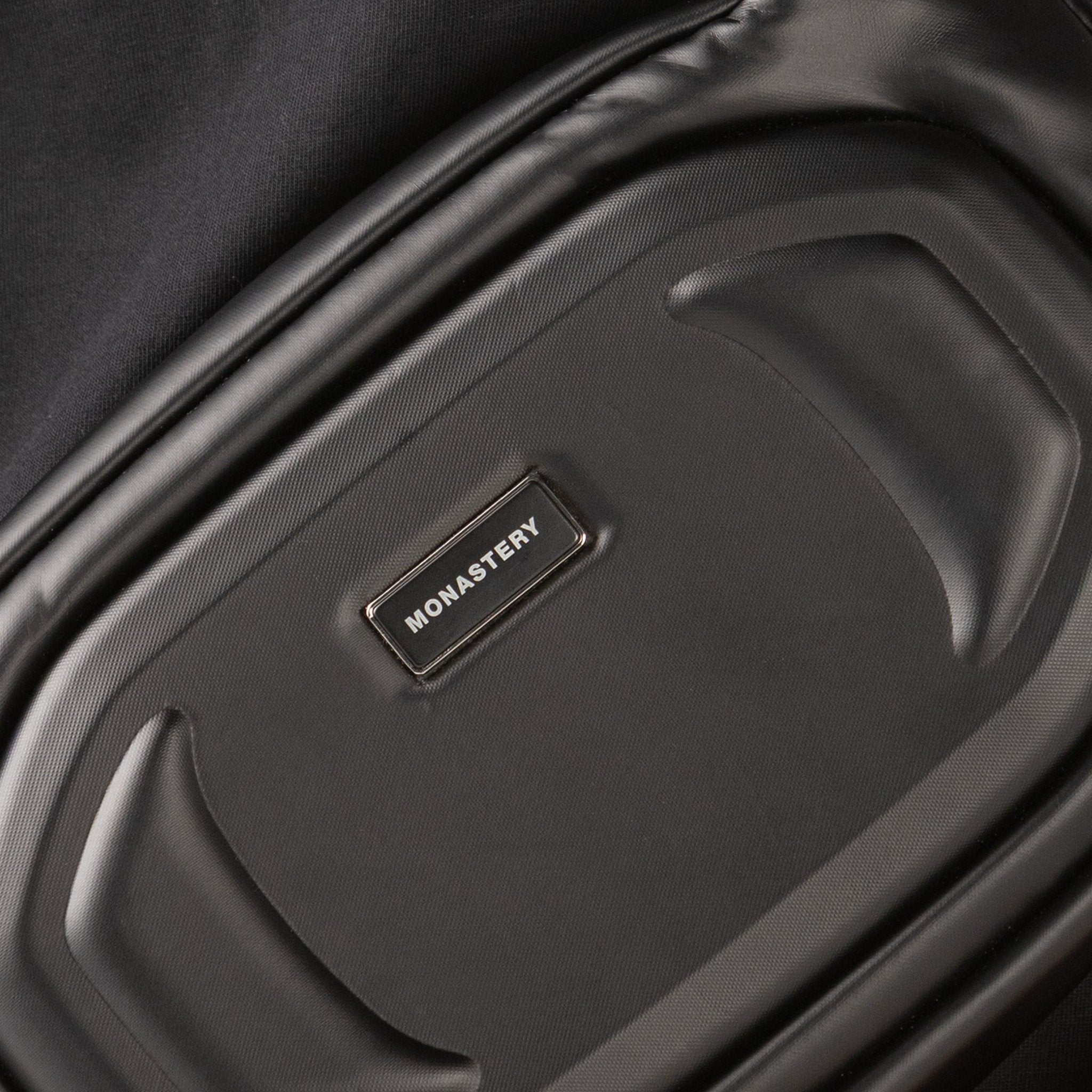 SIKKIM FANNY PACK UNISEX BLACK - Monastery | Tienda Oficial Colombia