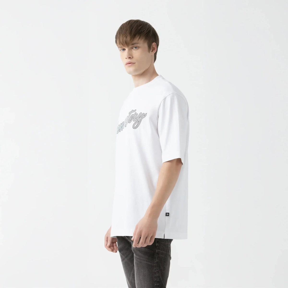 SMOKY T - SHIRT OVERSIZED MEN WHITE - Monastery | Tienda Oficial Colombia
