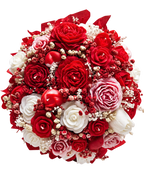 Bouquet artesanal Deluxe Mixed Flower de SYA en tonos rojo, rosado y blanco, fondo transparente.