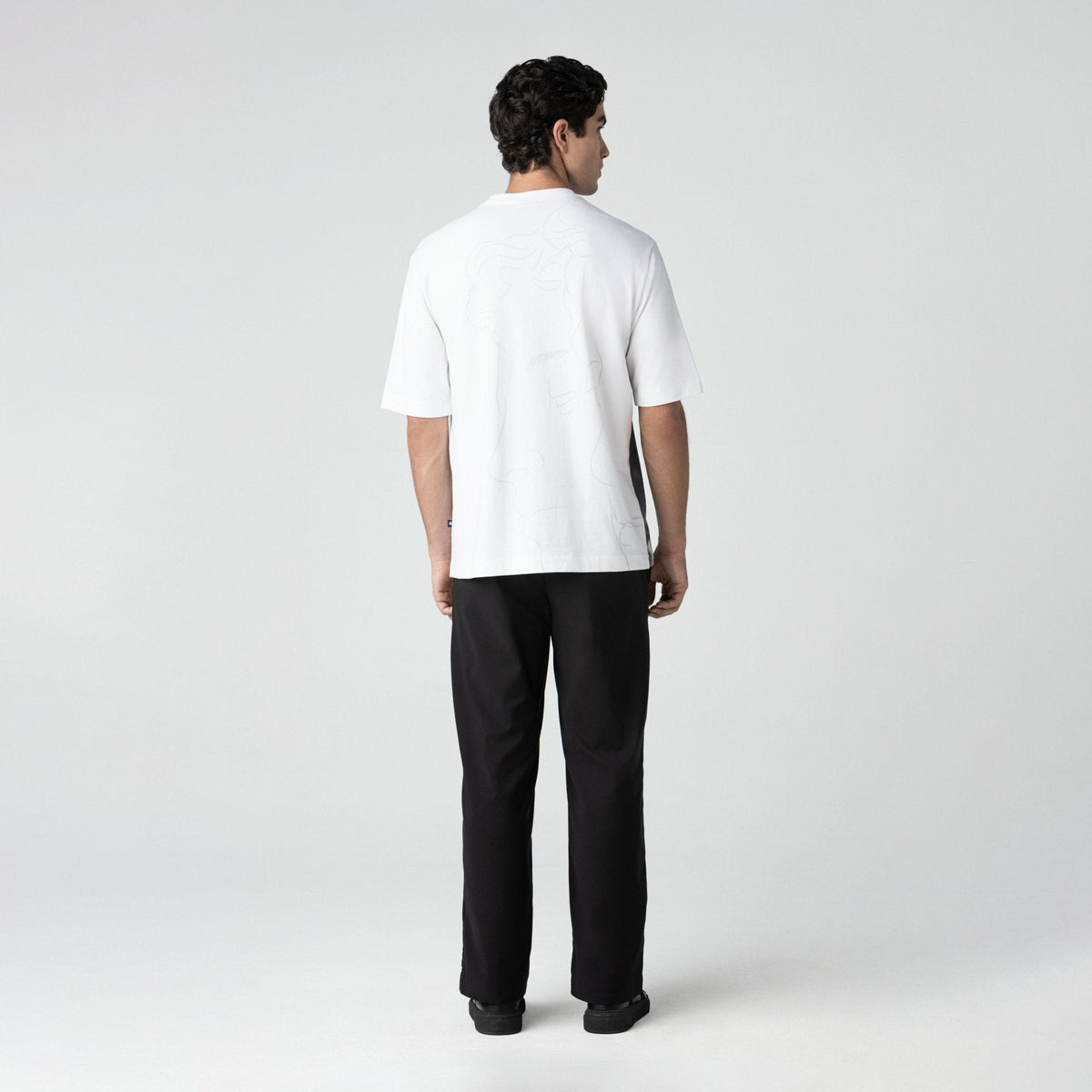 TERSIA T - SHIRT OVERSIZED MEN WHITE - Monastery | Tienda Oficial Colombia