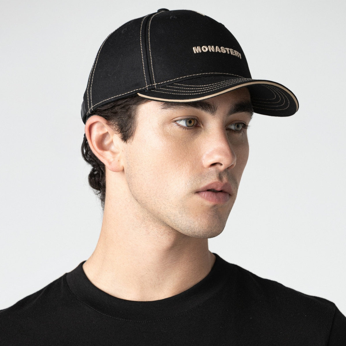 TITUS CAP UNISEX BLACK U - Monastery | Tienda Oficial Colombia