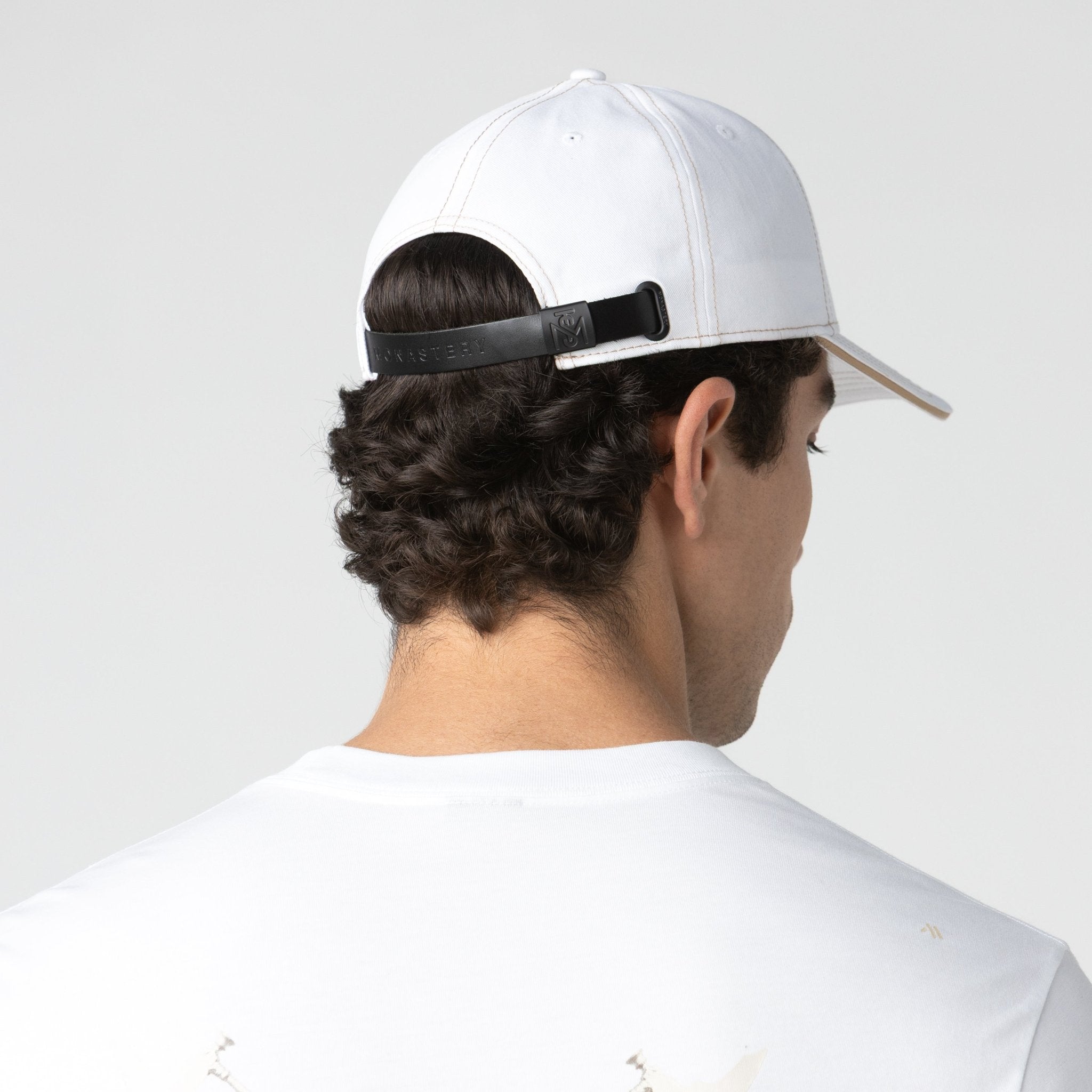 TITUS CAP UNISEX WHITE U - Monastery | Tienda Oficial Colombia