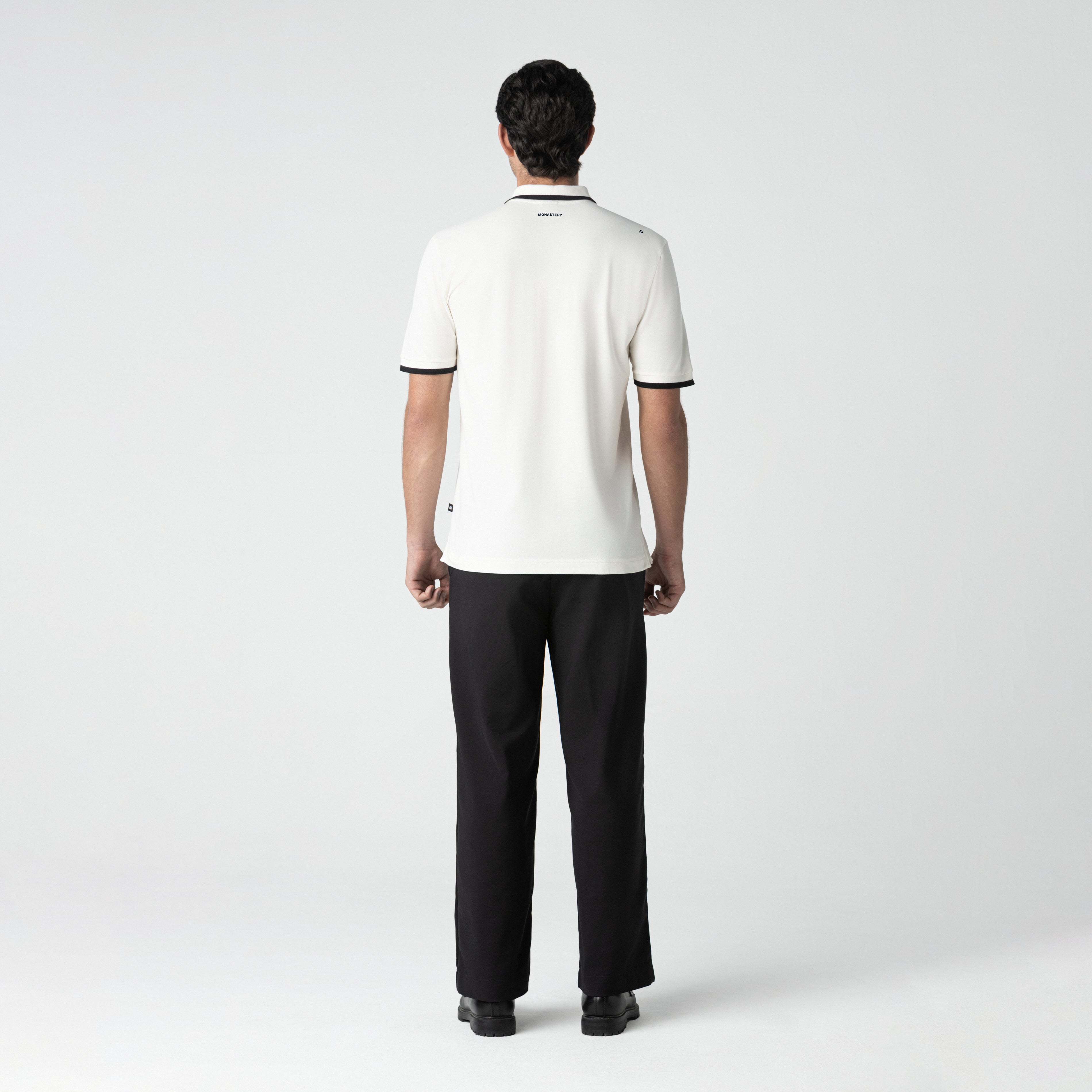 TRIUMPHUS POLO MEN EGRET - Monastery | Tienda Oficial Colombia