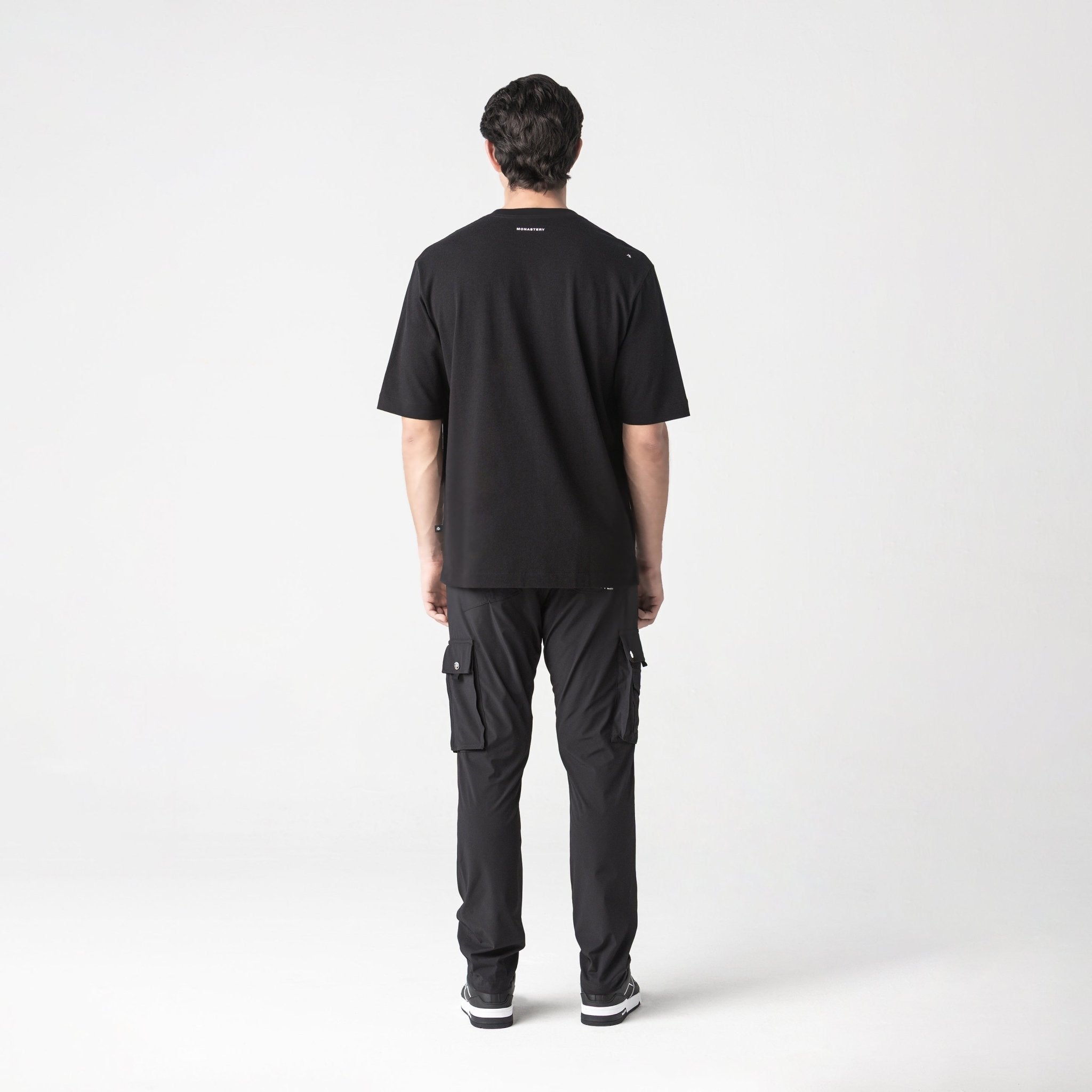 VENERATUS T - SHIRT OVERSIZED MEN BLACK - Monastery | Tienda Oficial Colombia