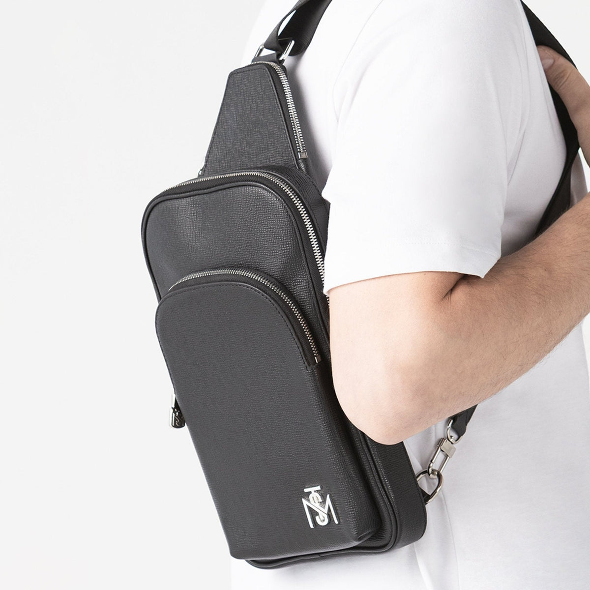 VESTA FANNY PACK MEN BLACK - Monastery | Tienda Oficial Colombia