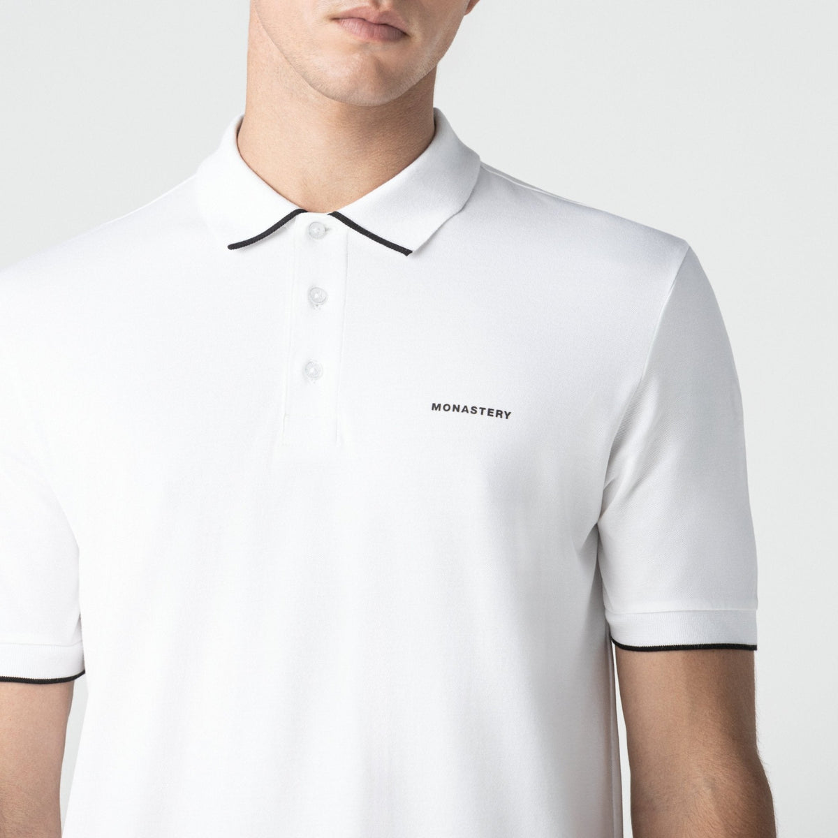 WHEELER POLO MEN WHITE - Monastery | Tienda Oficial Colombia
